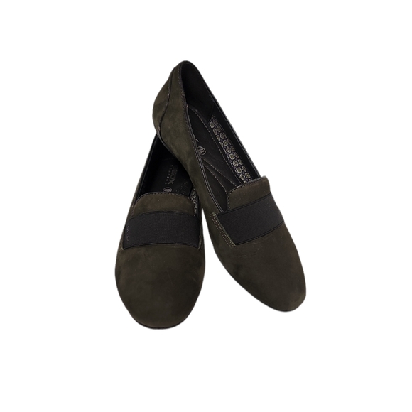 Geox Women's Sage Green Suede Flats Size 7 - Picture 1 of 8